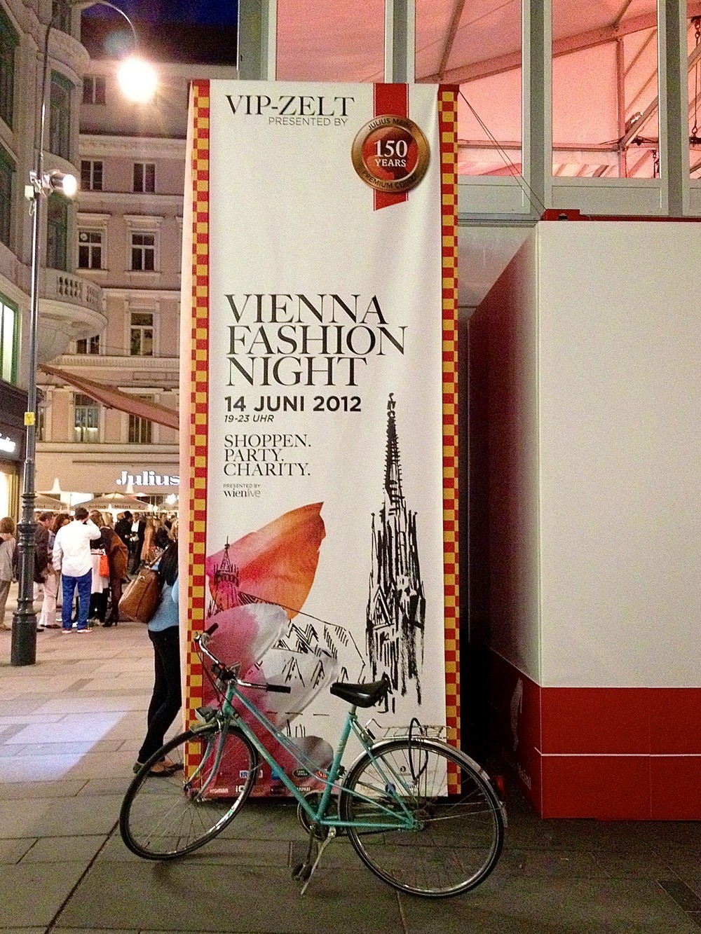 Vienna Fashion Night.